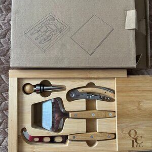 Laurelwood 4 PC Cheese and Wine Toll Set